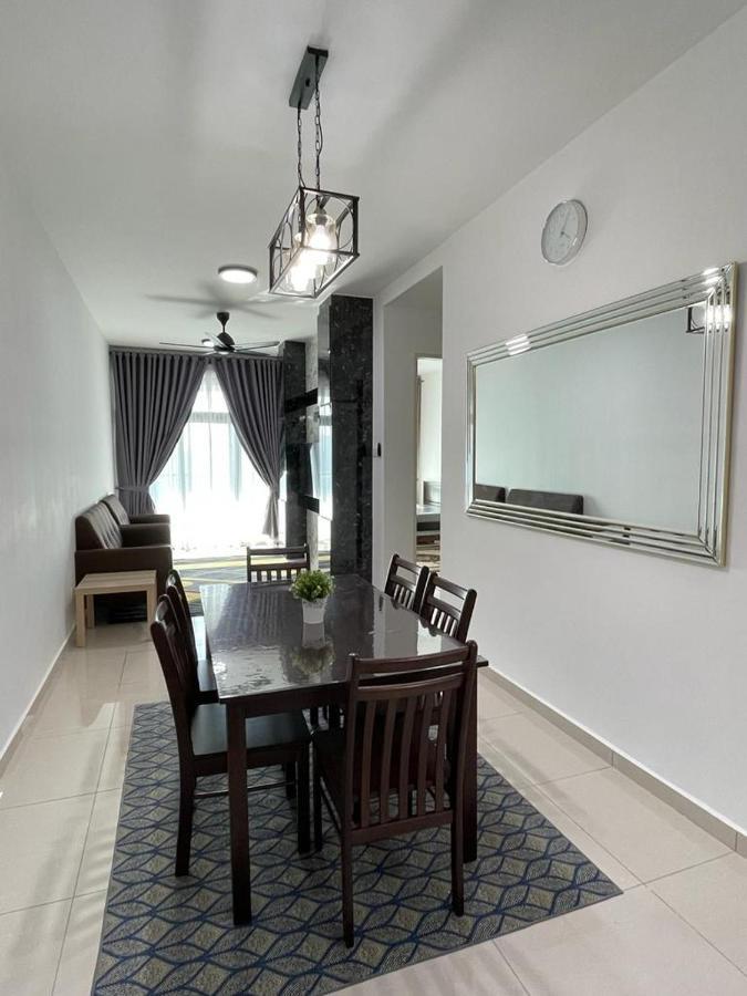 Legasi Kampung Baru Guest House By Rumahrehat Kuala Lumpur Luaran gambar