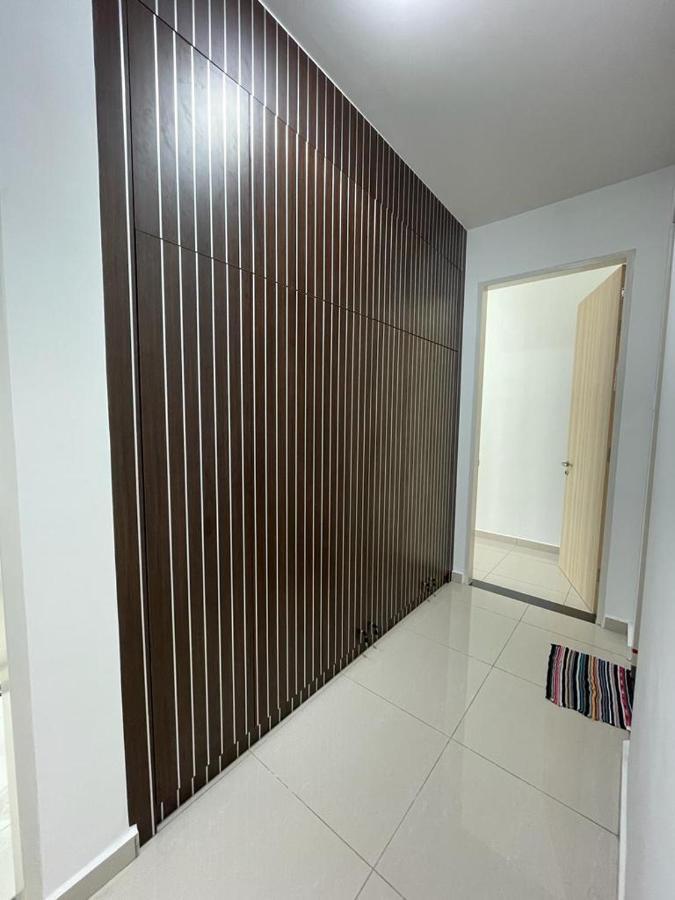 Legasi Kampung Baru Guest House By Rumahrehat Kuala Lumpur Luaran gambar